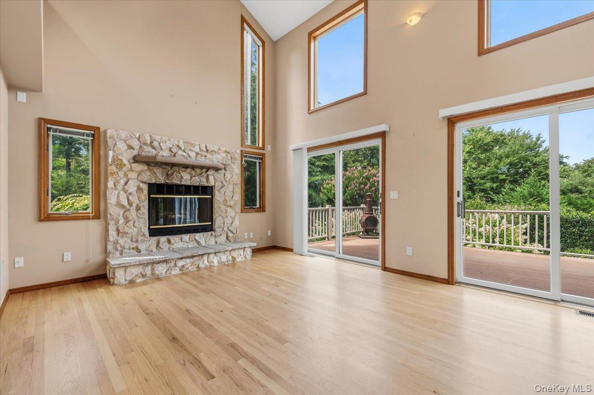 2785 Noyack Road Property Photo 17