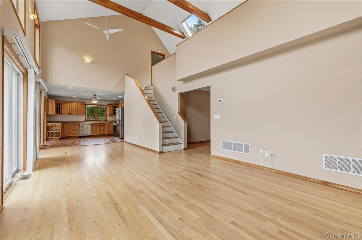 2785 Noyack Road Property Photo 19