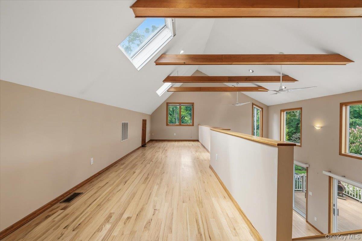 2785 Noyack Road Property Photo 20