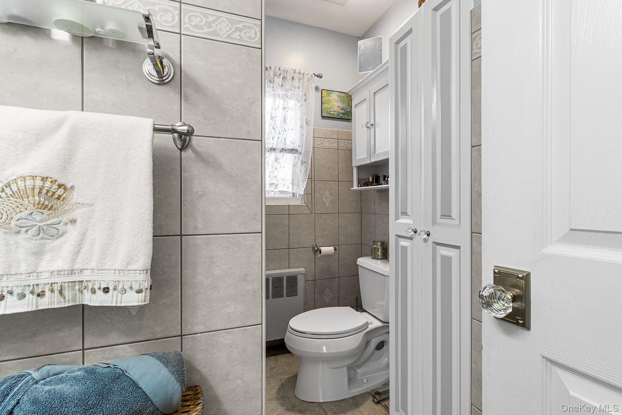 2 Gateway Property Photo 17