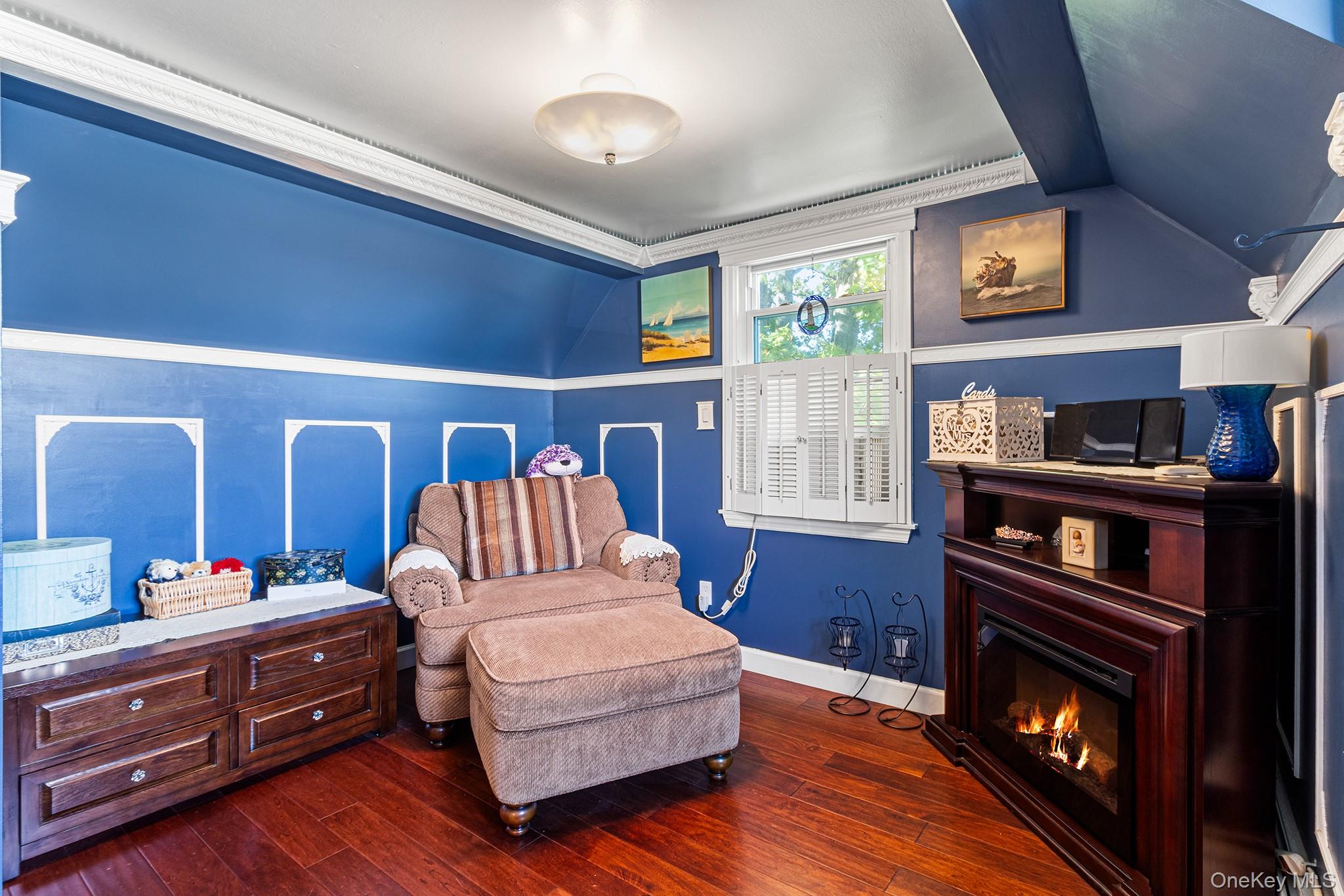 2 Gateway Property Photo 18