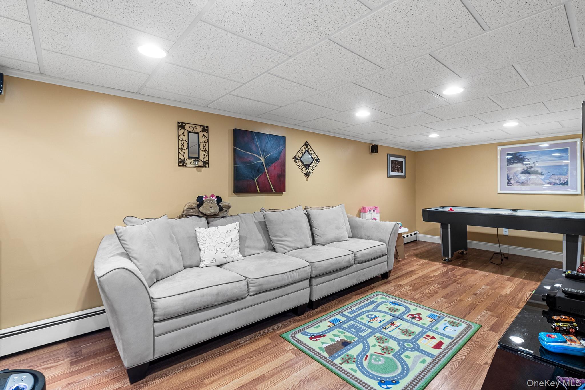 2 Gateway Property Photo 26