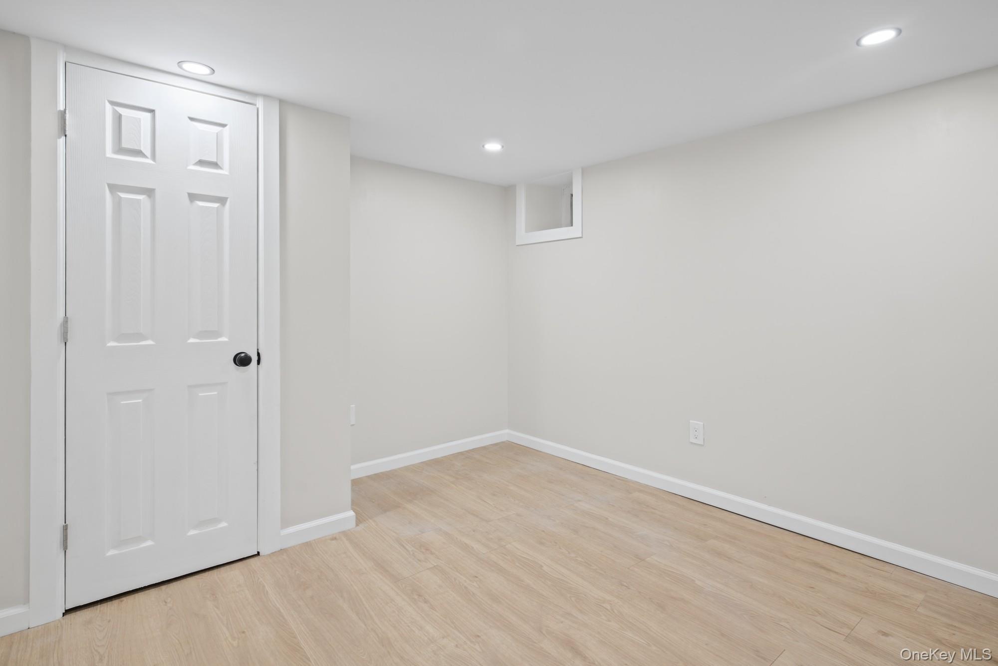 639 S 5th Avenue Property Photo 17