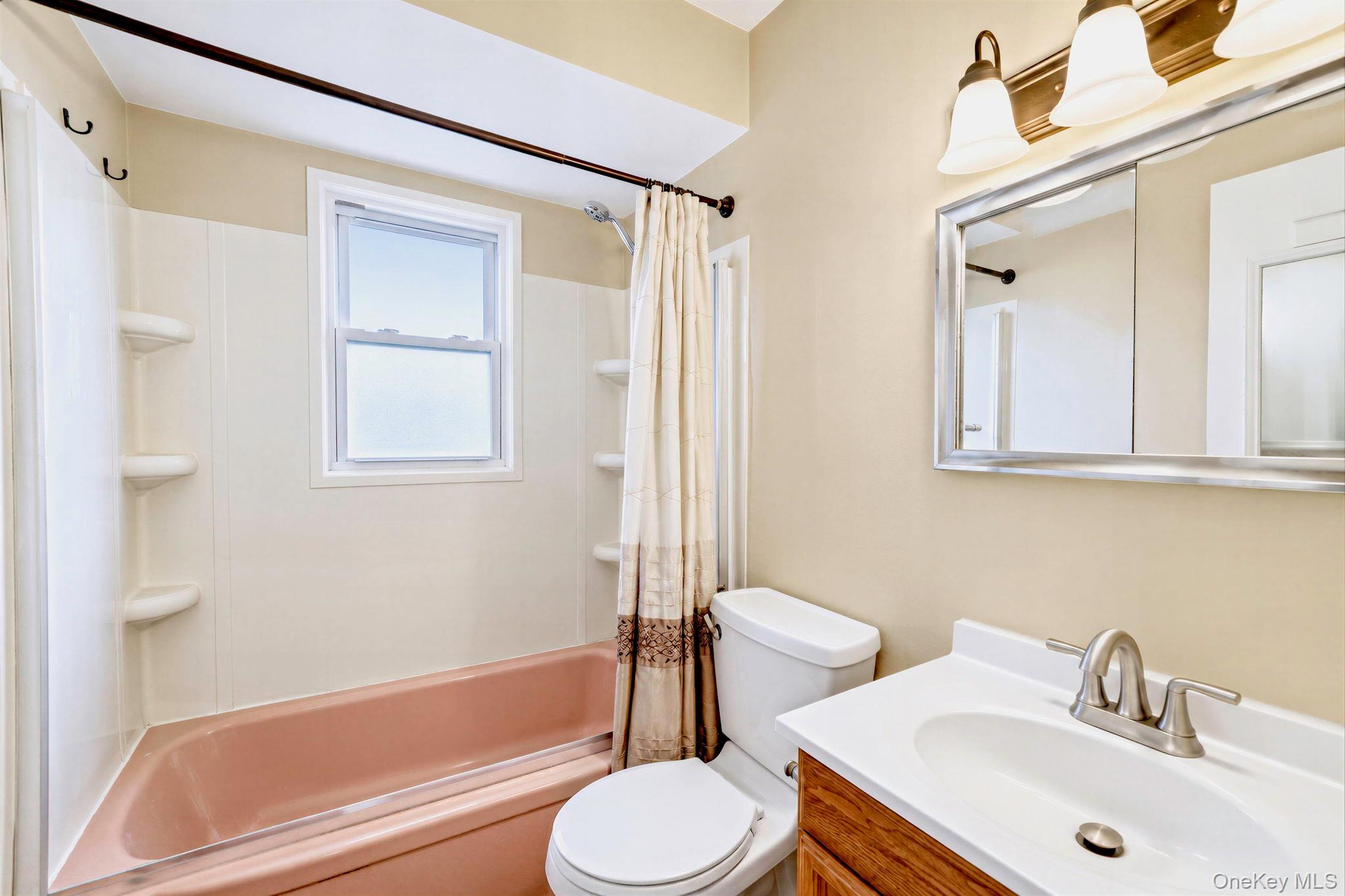 263 Waco Street Property Photo 31