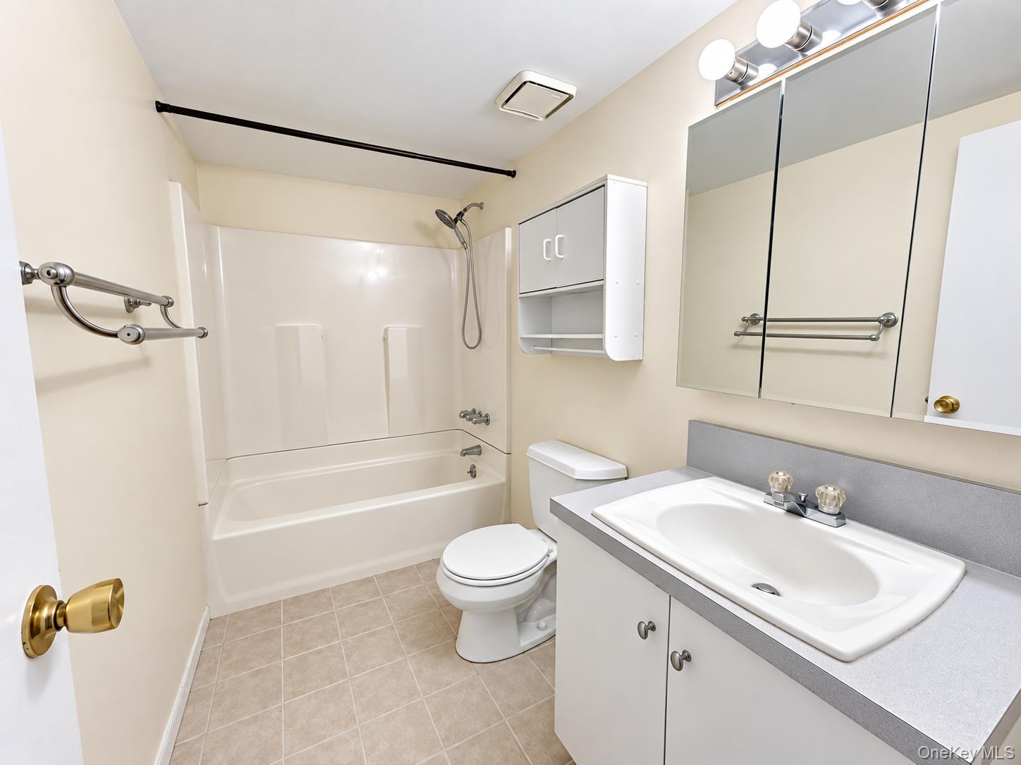 1073 Oakneck Road Property Photo 12