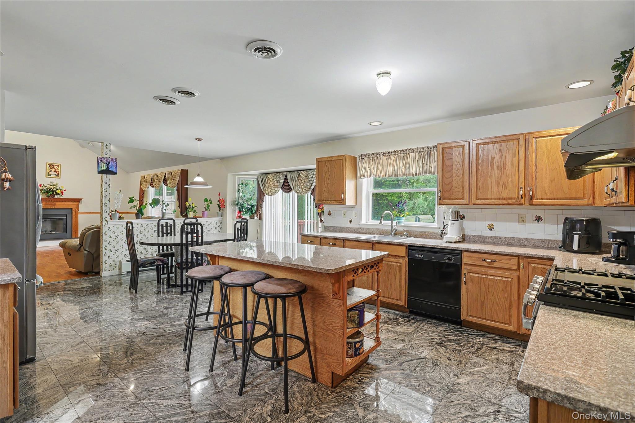 14 Blue Heron Road Property Photo 9