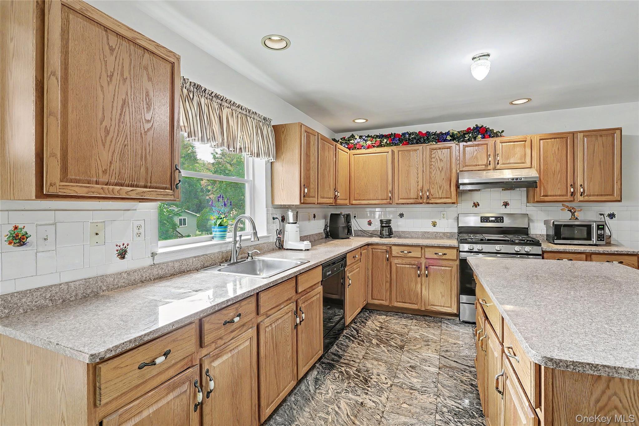 14 Blue Heron Road Property Photo 10