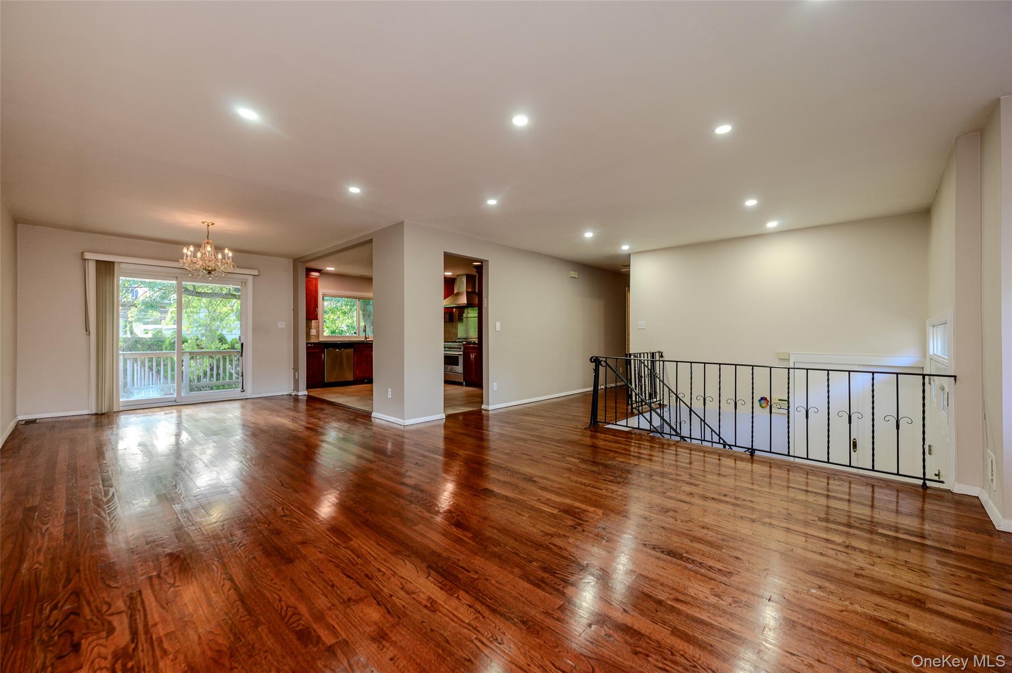 559 Leheigh Lane Property Photo 4