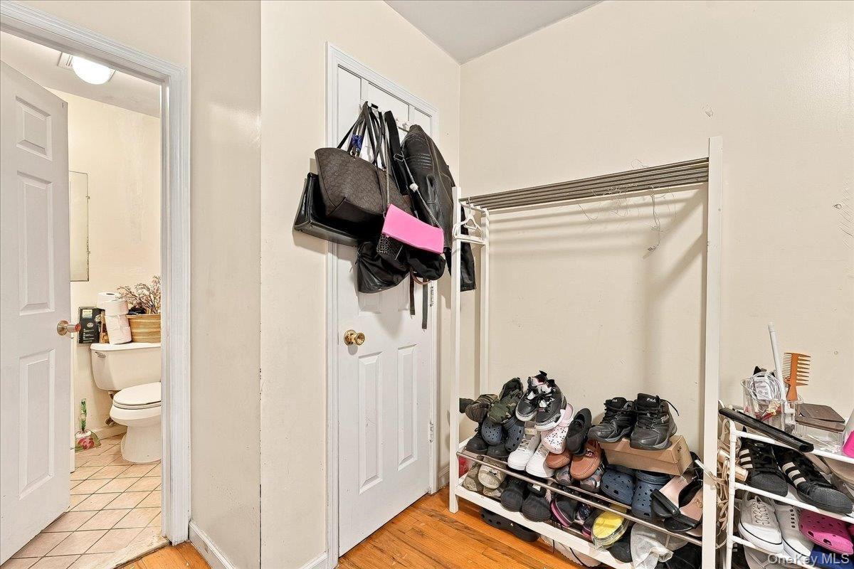 1174 Union Avenue Property Photo 6