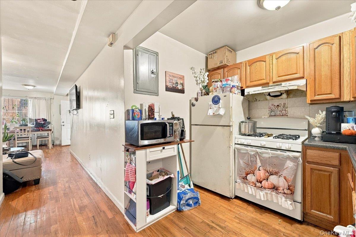 1174 Union Avenue Property Photo 10
