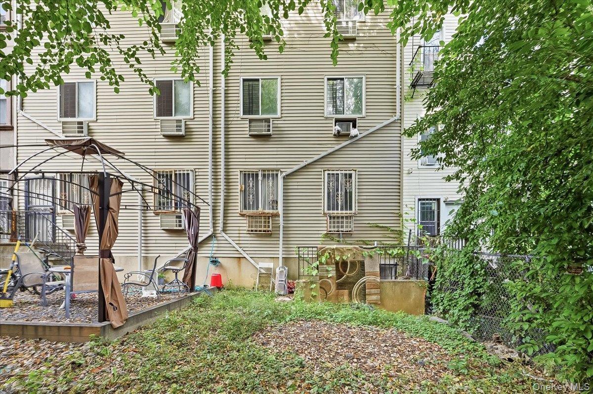 1174 Union Avenue Property Photo 36