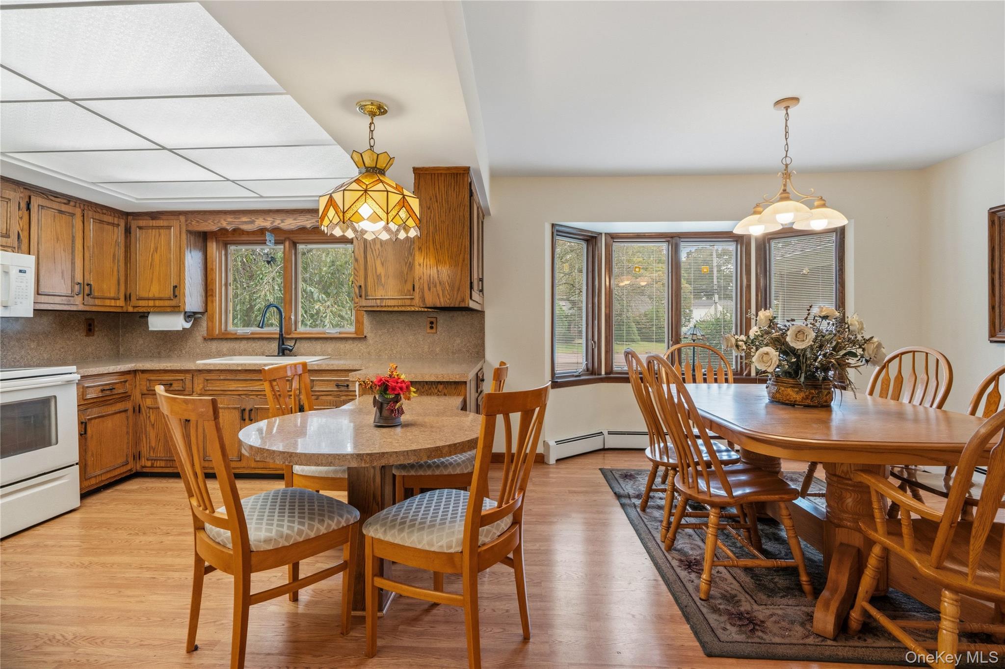 77 E Woodside Avenue Property Photo 12