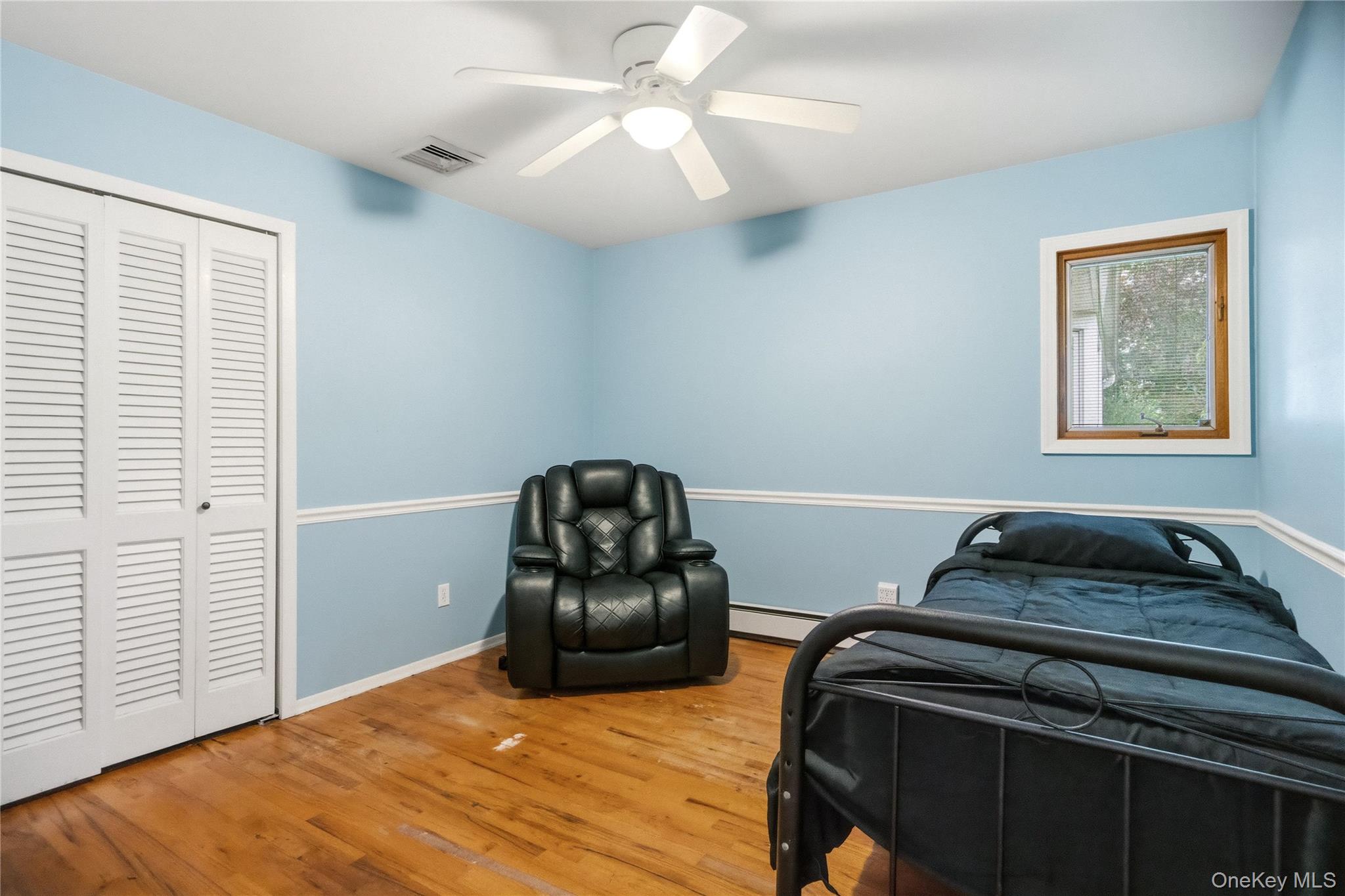 77 E Woodside Avenue Property Photo 18