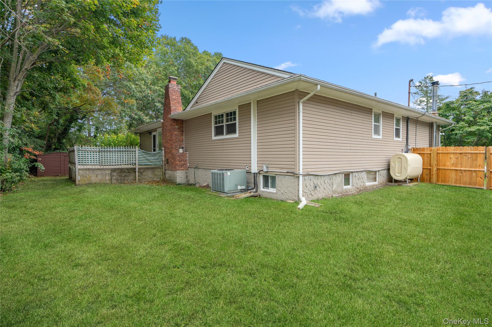 77 E Woodside Avenue Property Photo 26
