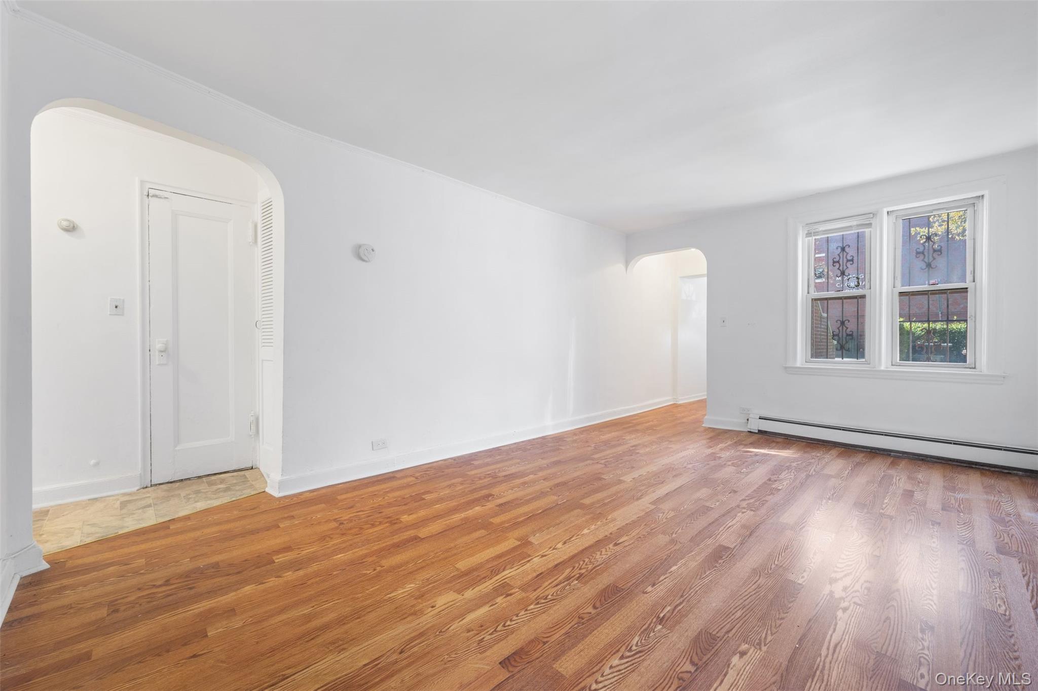 1902 Hone Avenue Property Photo 11
