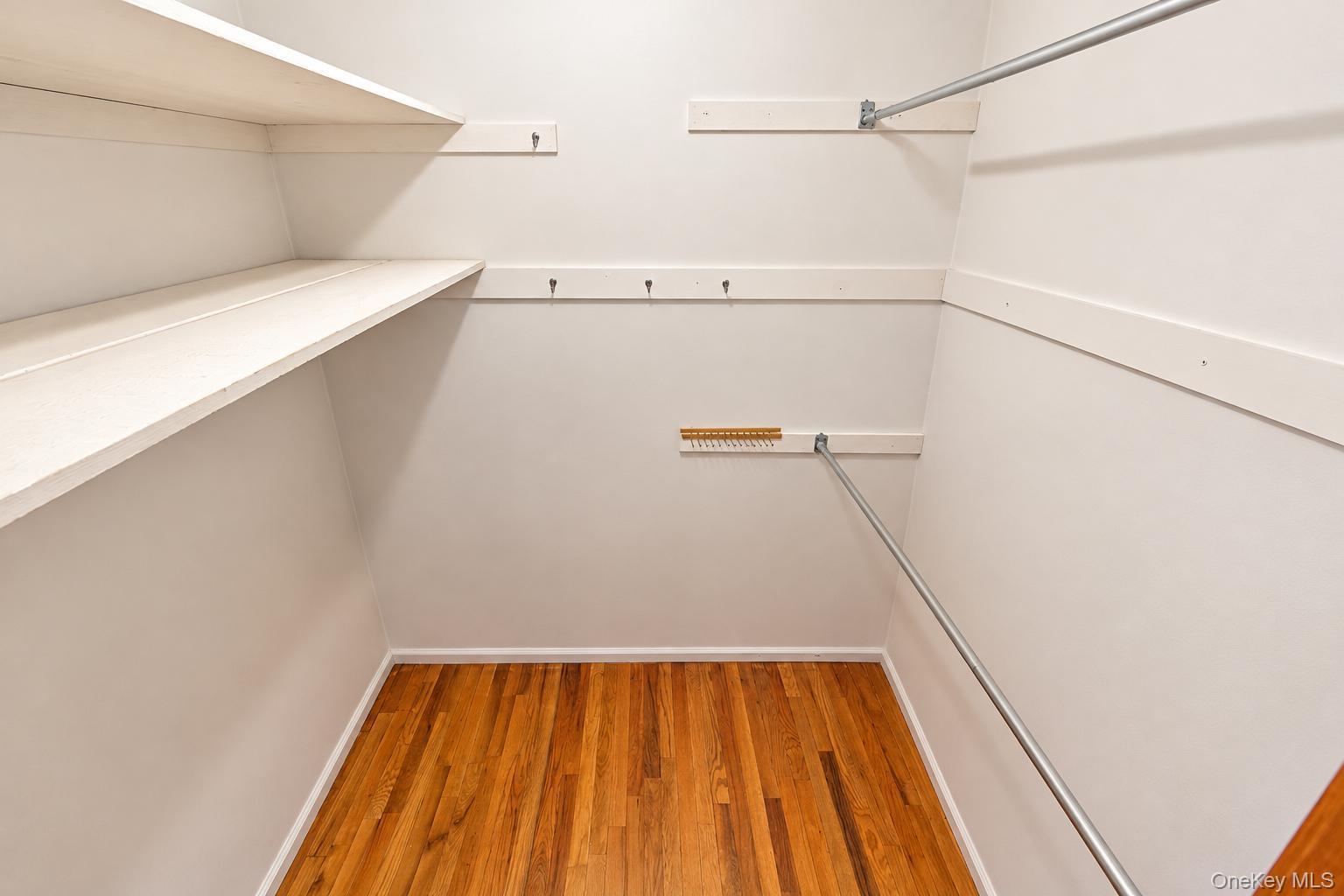 845 Park Avenue Property Photo 45