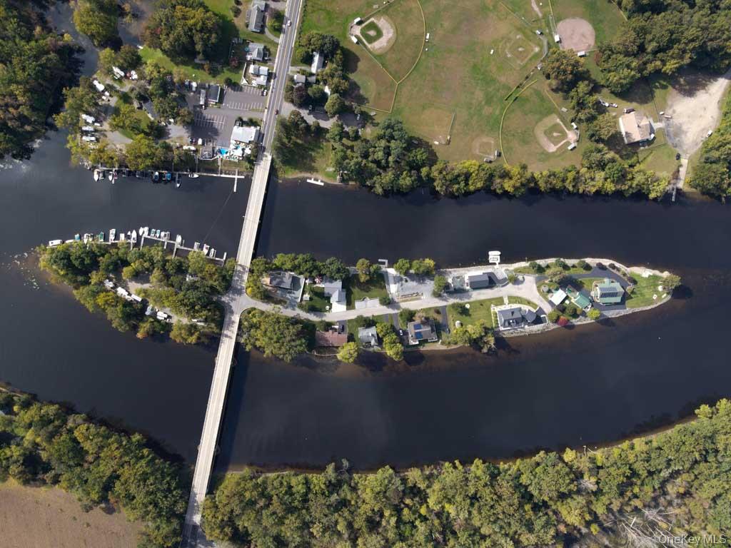 17 Schuyler Island Drive Property Photo 6