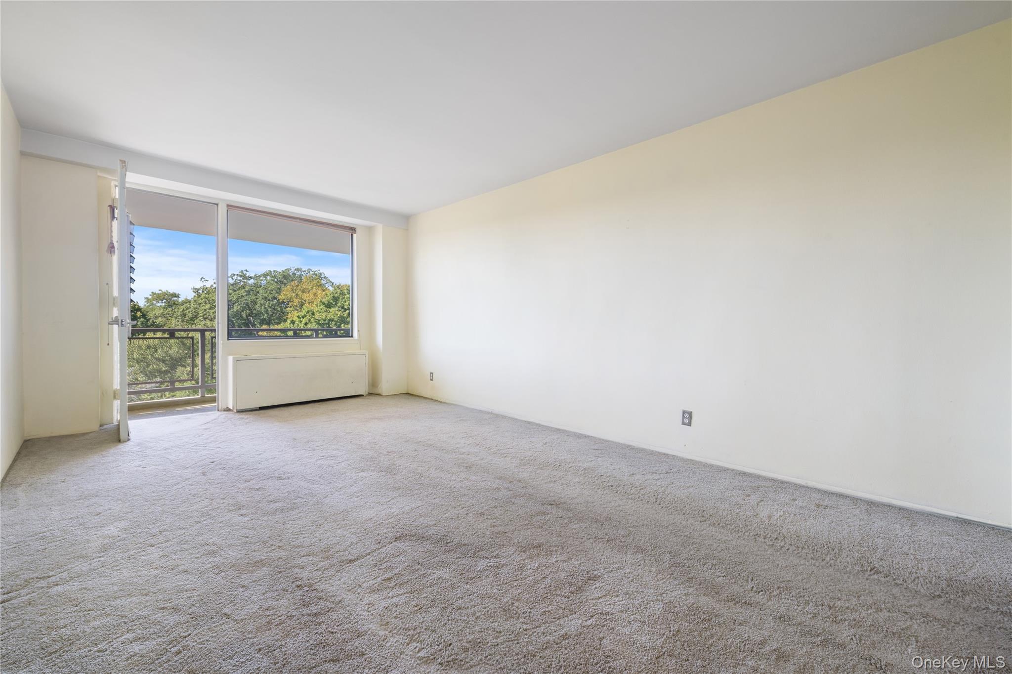 4901 Henry Hudson Parkway 8m Property Photo 2