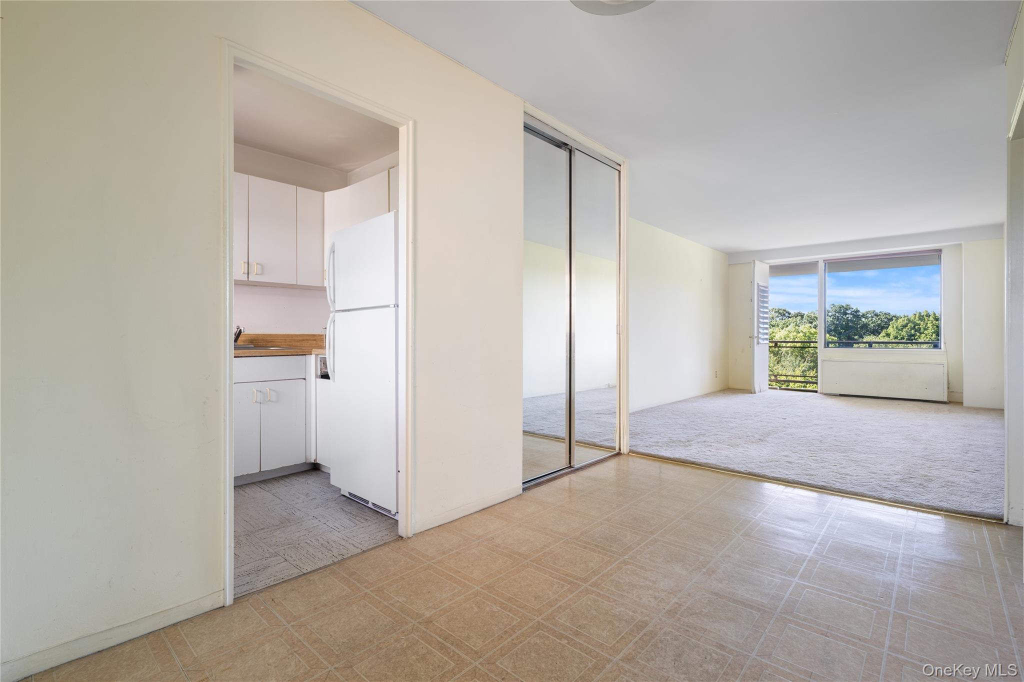 4901 Henry Hudson Parkway 8m Property Photo 6
