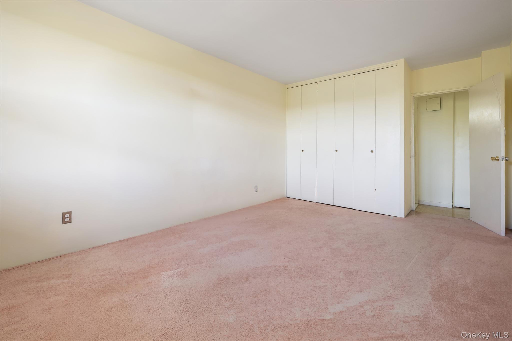 4901 Henry Hudson Parkway 8m Property Photo 10