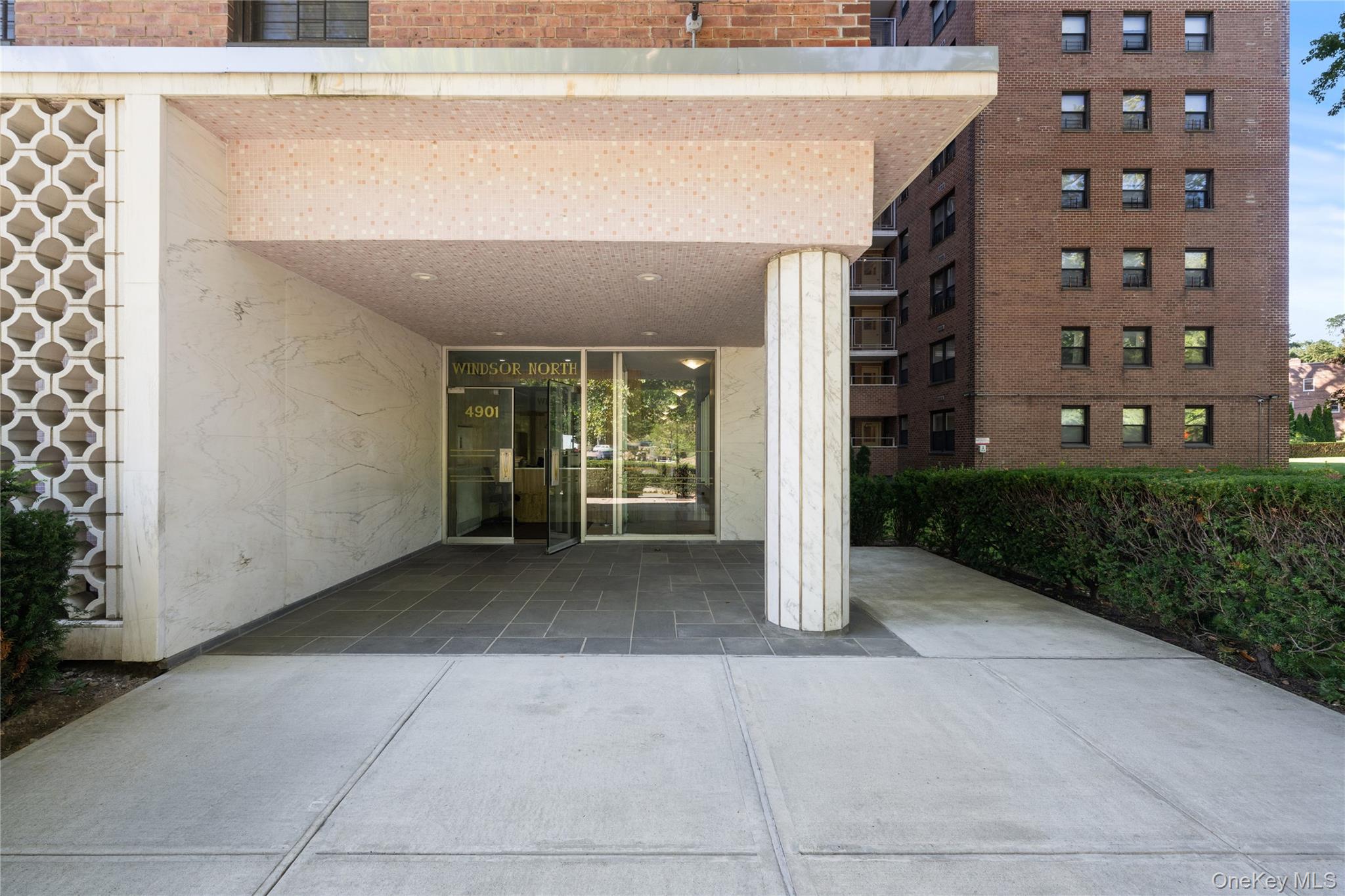 4901 Henry Hudson Parkway 8m Property Photo 13