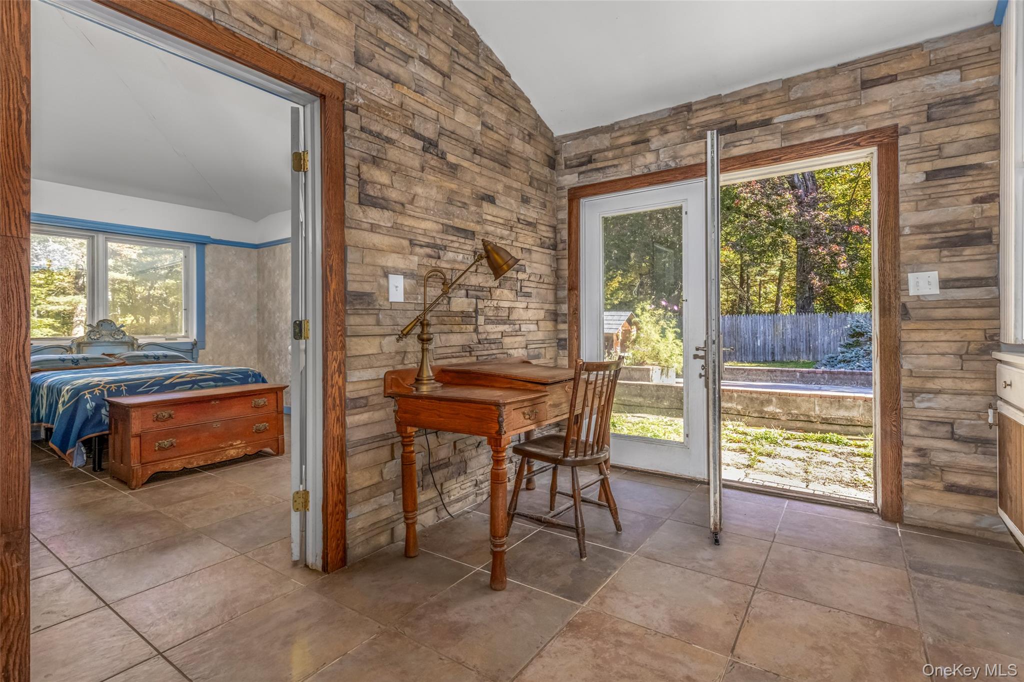 296 Circle Road Property Photo 12