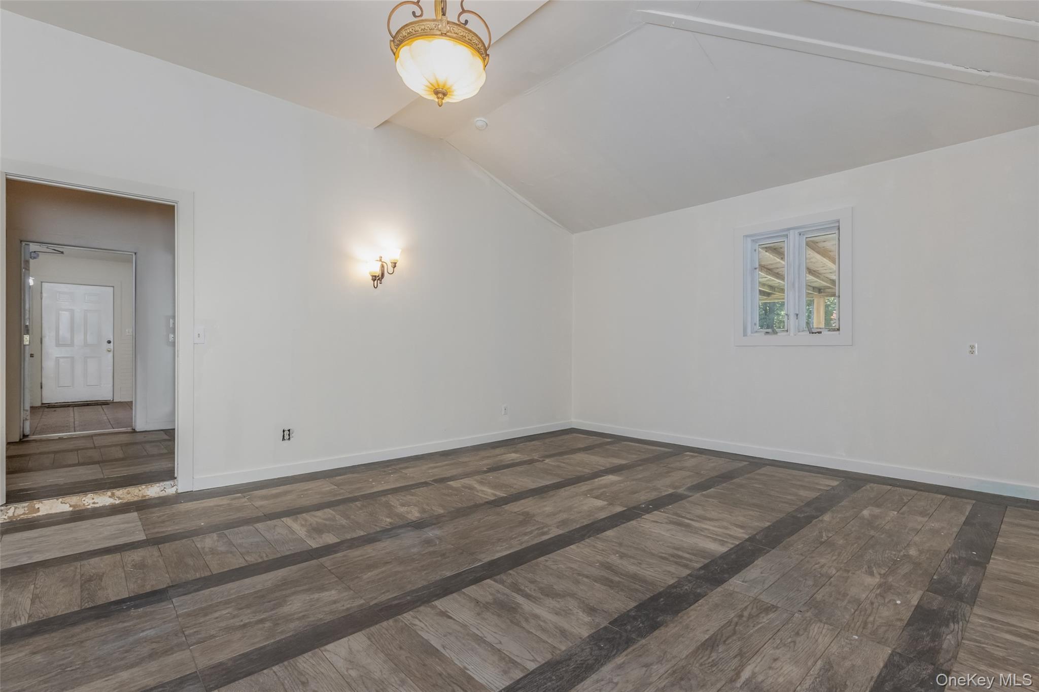 296 Circle Road Property Photo 25