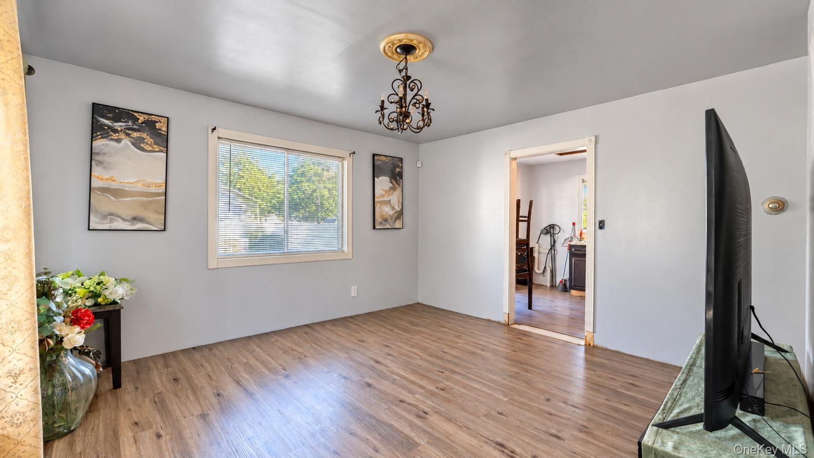 78 Shinnecock Avenue Property Photo 12