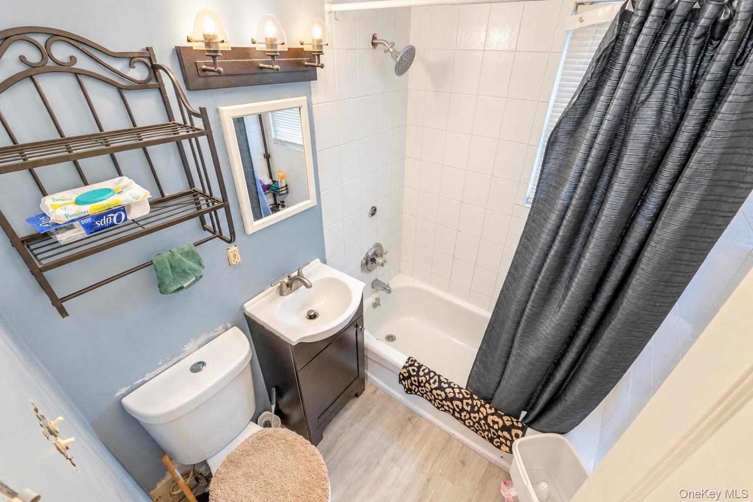 78 Shinnecock Avenue Property Photo 20