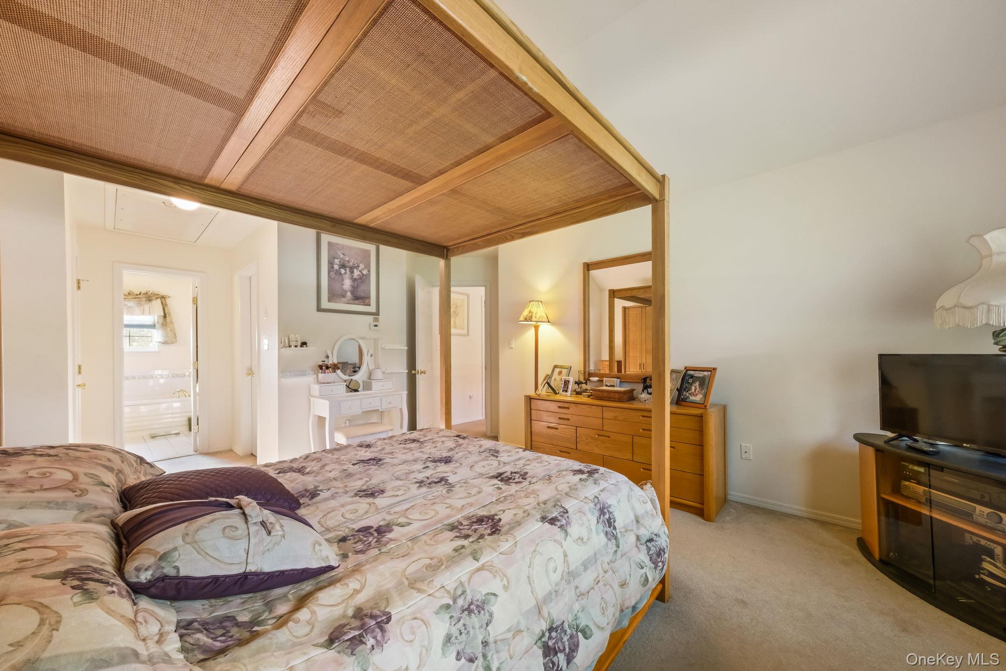 55 Beach Road Property Photo 28