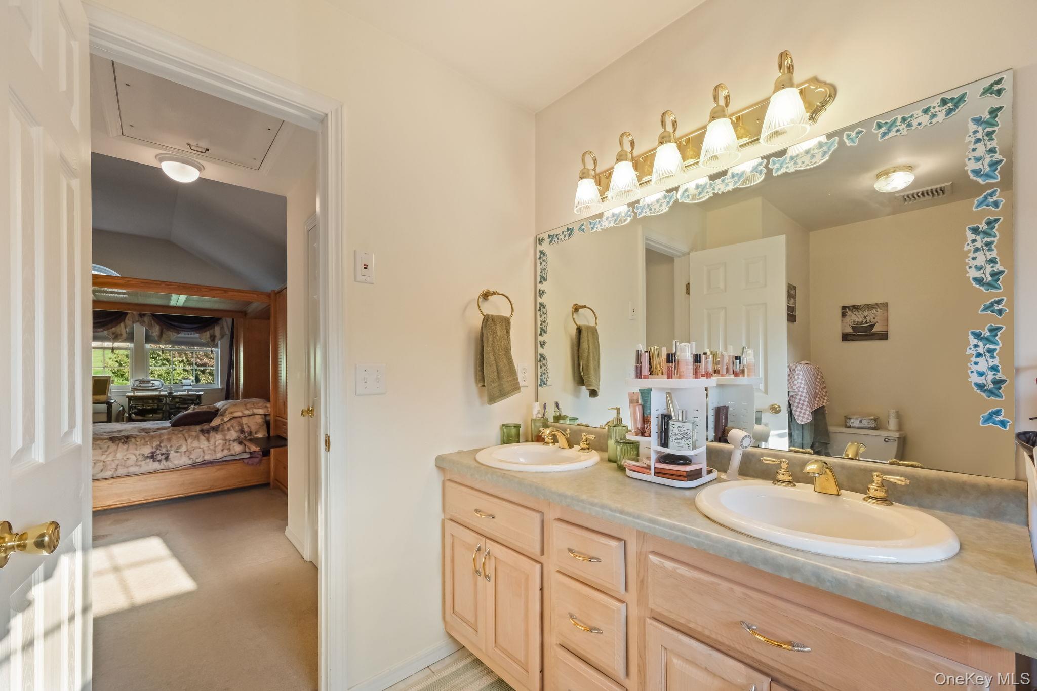 55 Beach Road Property Photo 30