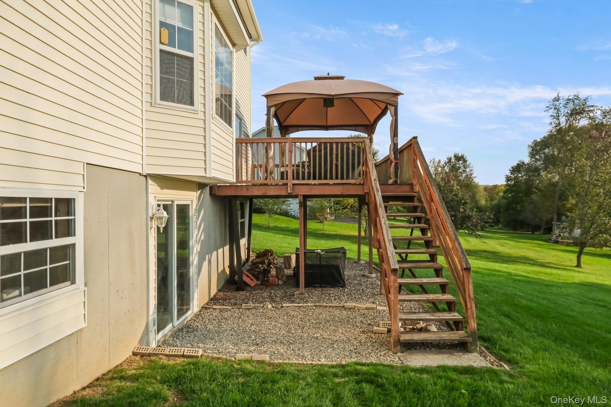 55 Beach Road Property Photo 40