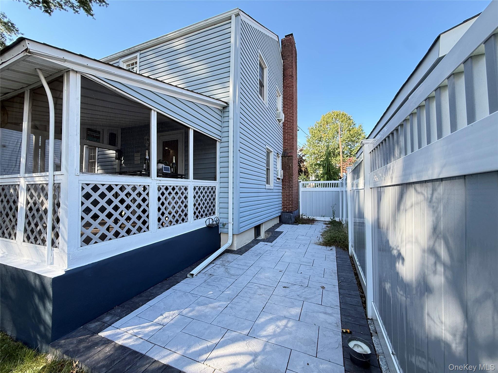 12 Cottage Place Property Photo 22