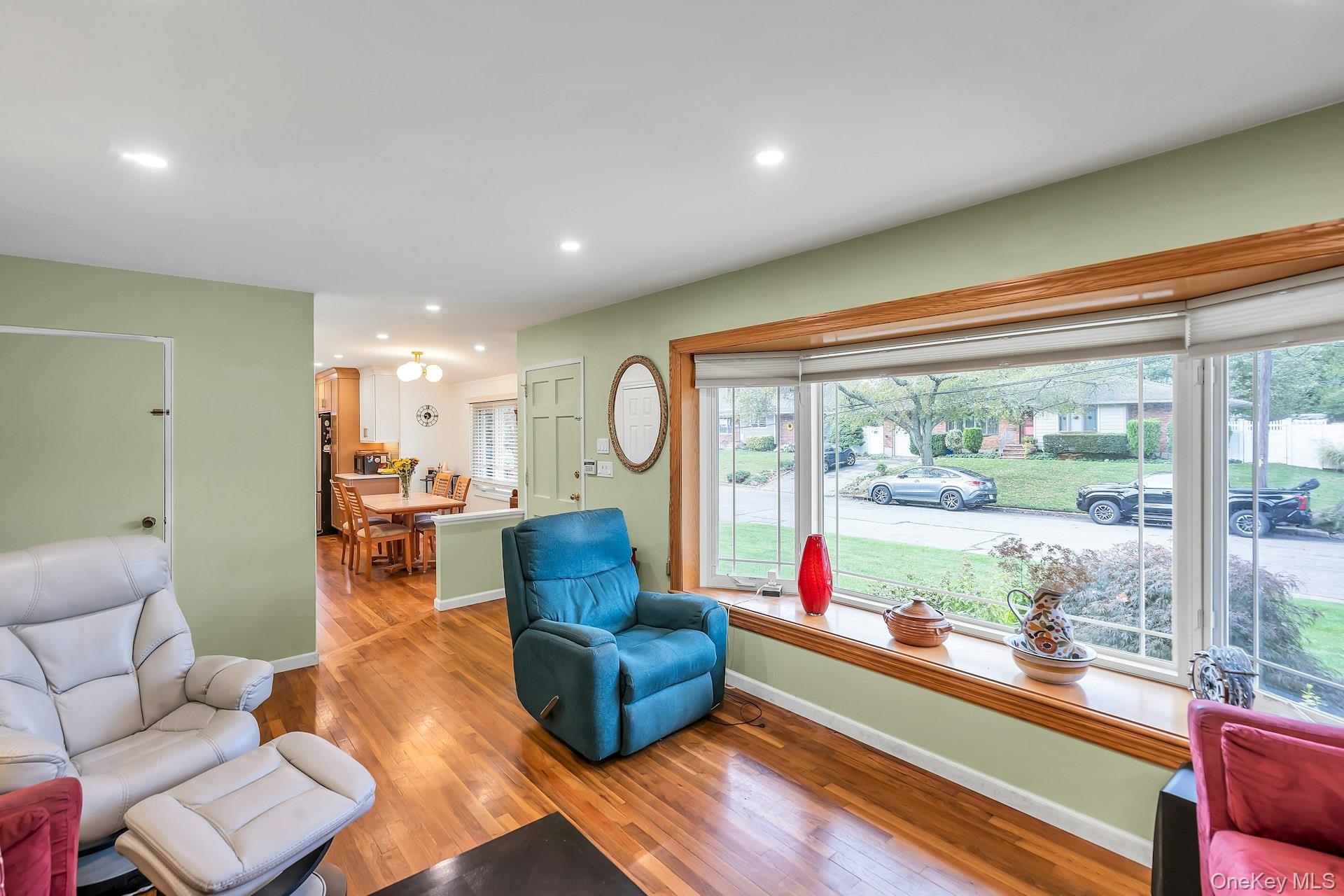 10 Fruitwood Lane Property Photo 4