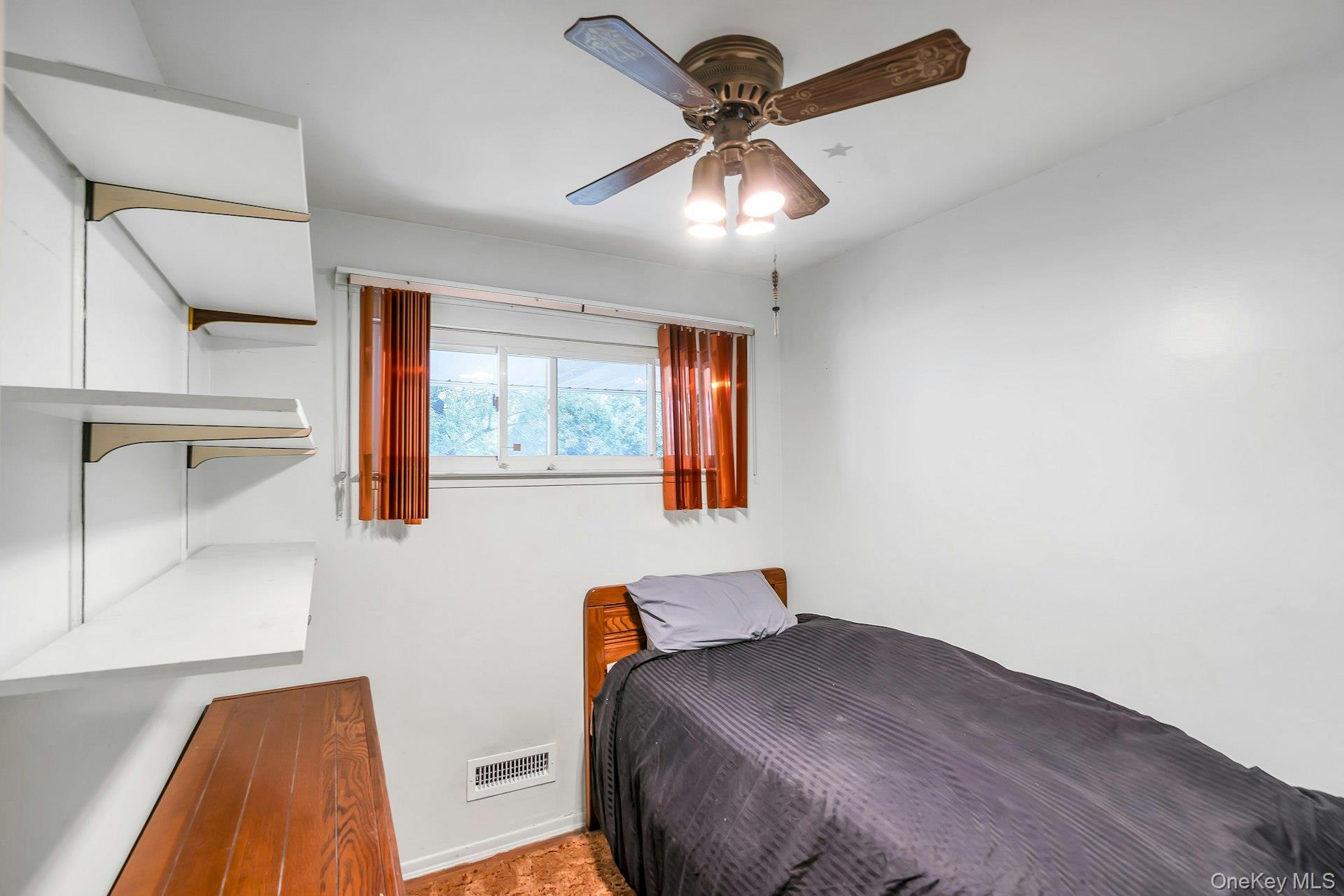 10 Fruitwood Lane Property Photo 16