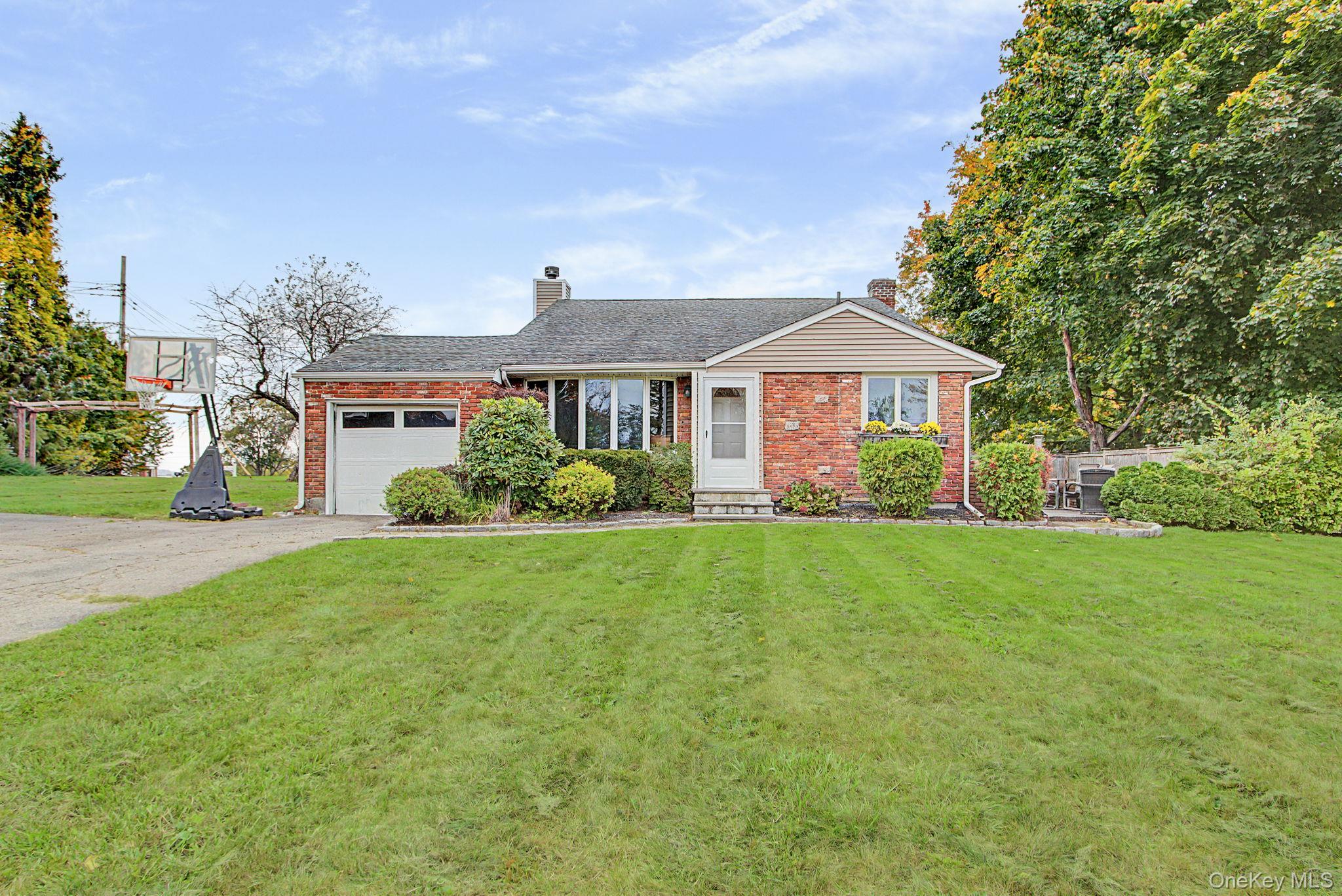 3410 Lorelei Drive Property Photo 1