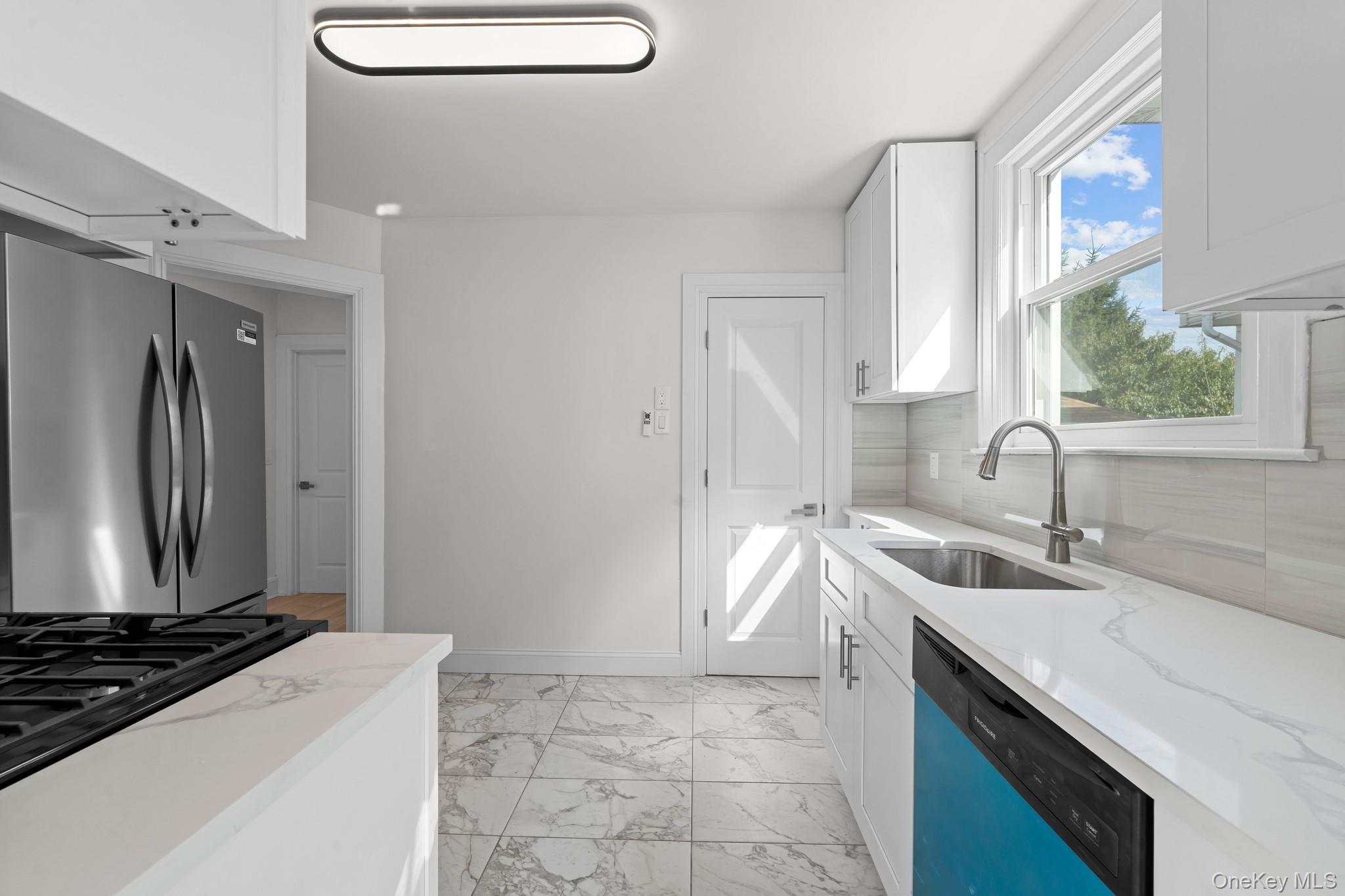 2 Fordham Place Property Photo 7