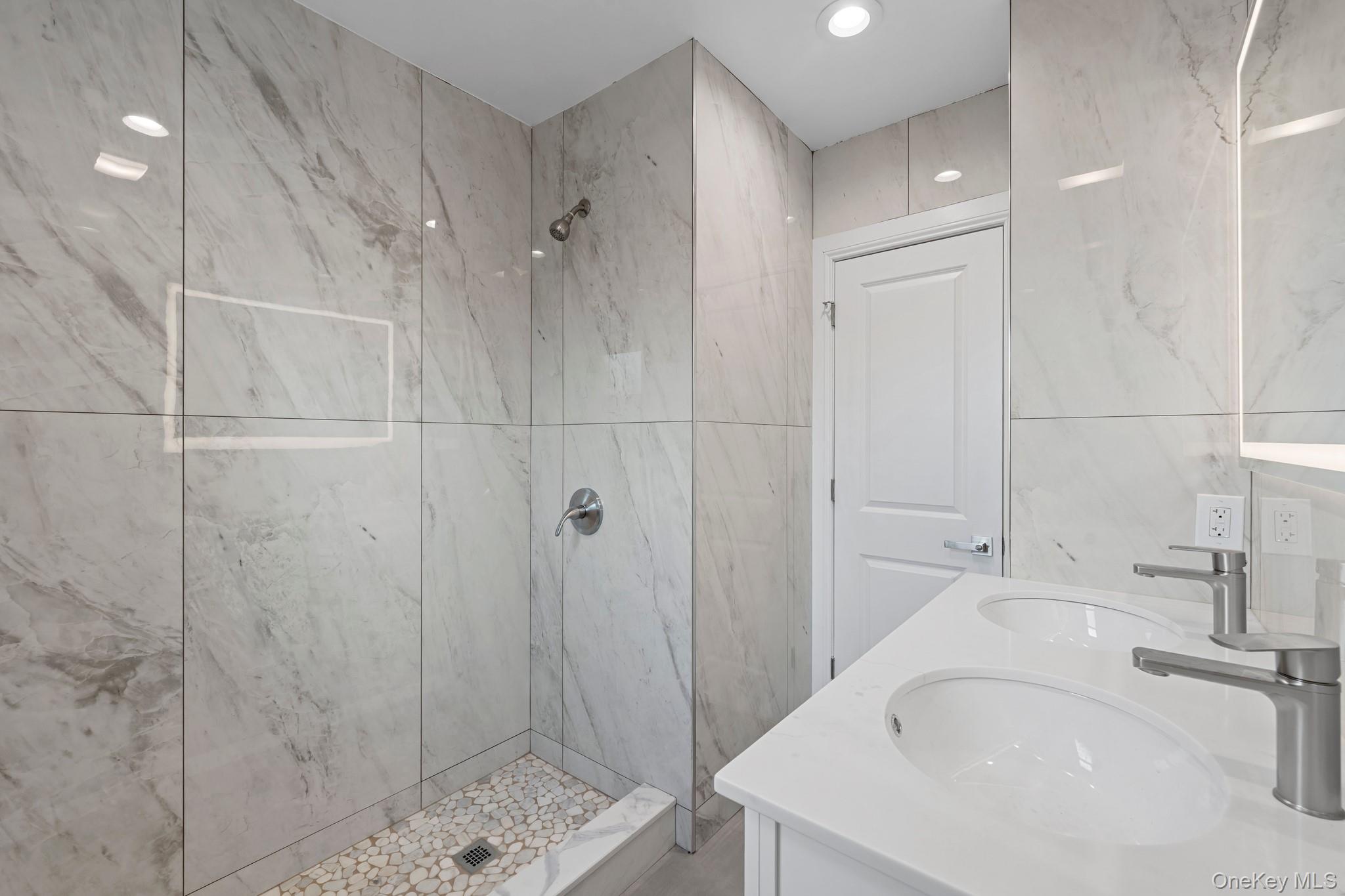 2 Fordham Place Property Photo 14