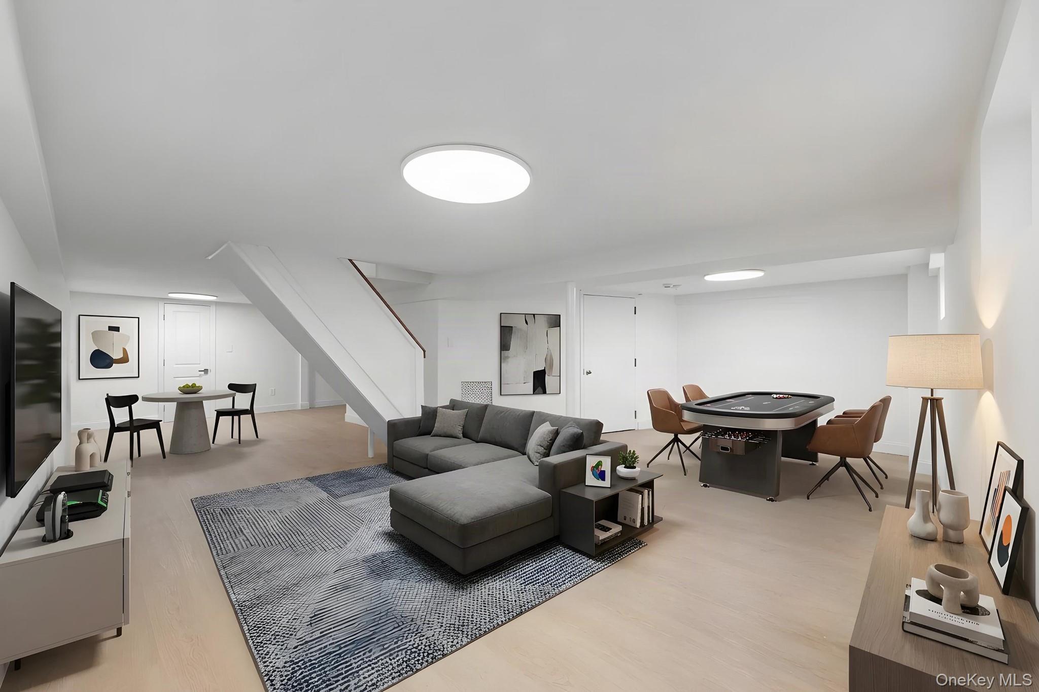 2 Fordham Place Property Photo 18