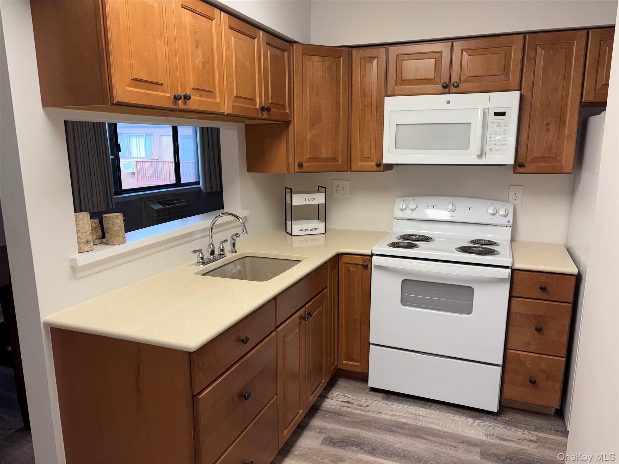 253 Richard Court Property Photo 15