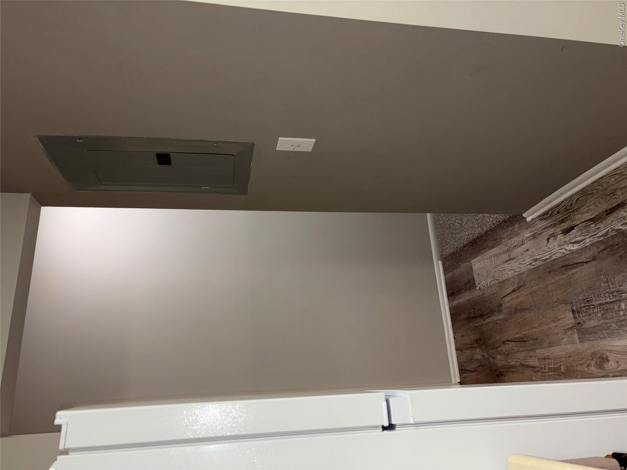 253 Richard Court Property Photo 17