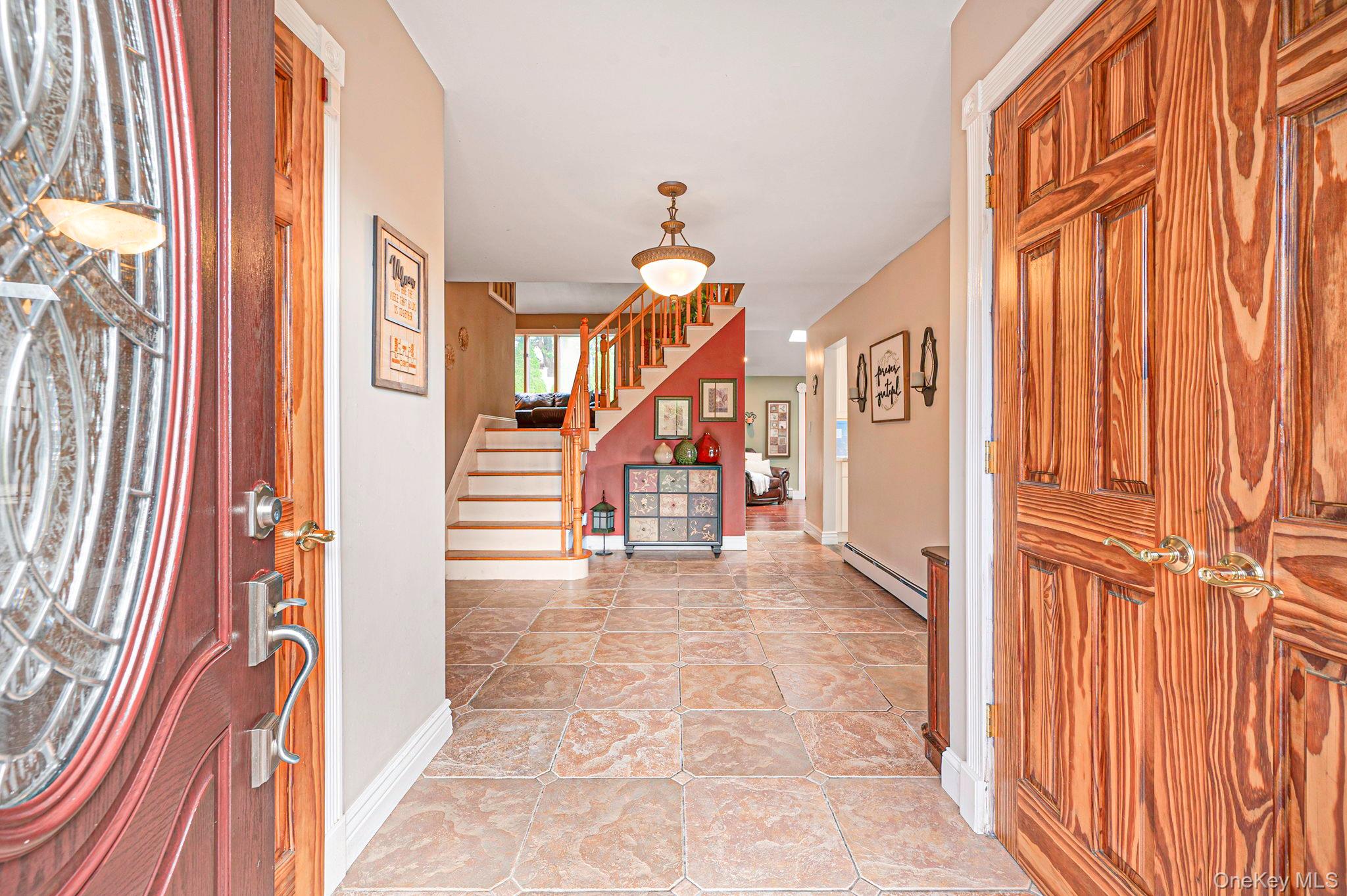 17 Hill Lane Property Photo 4