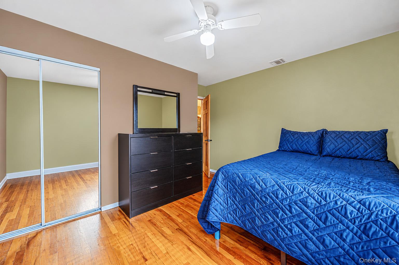 17 Hill Lane Property Photo 28