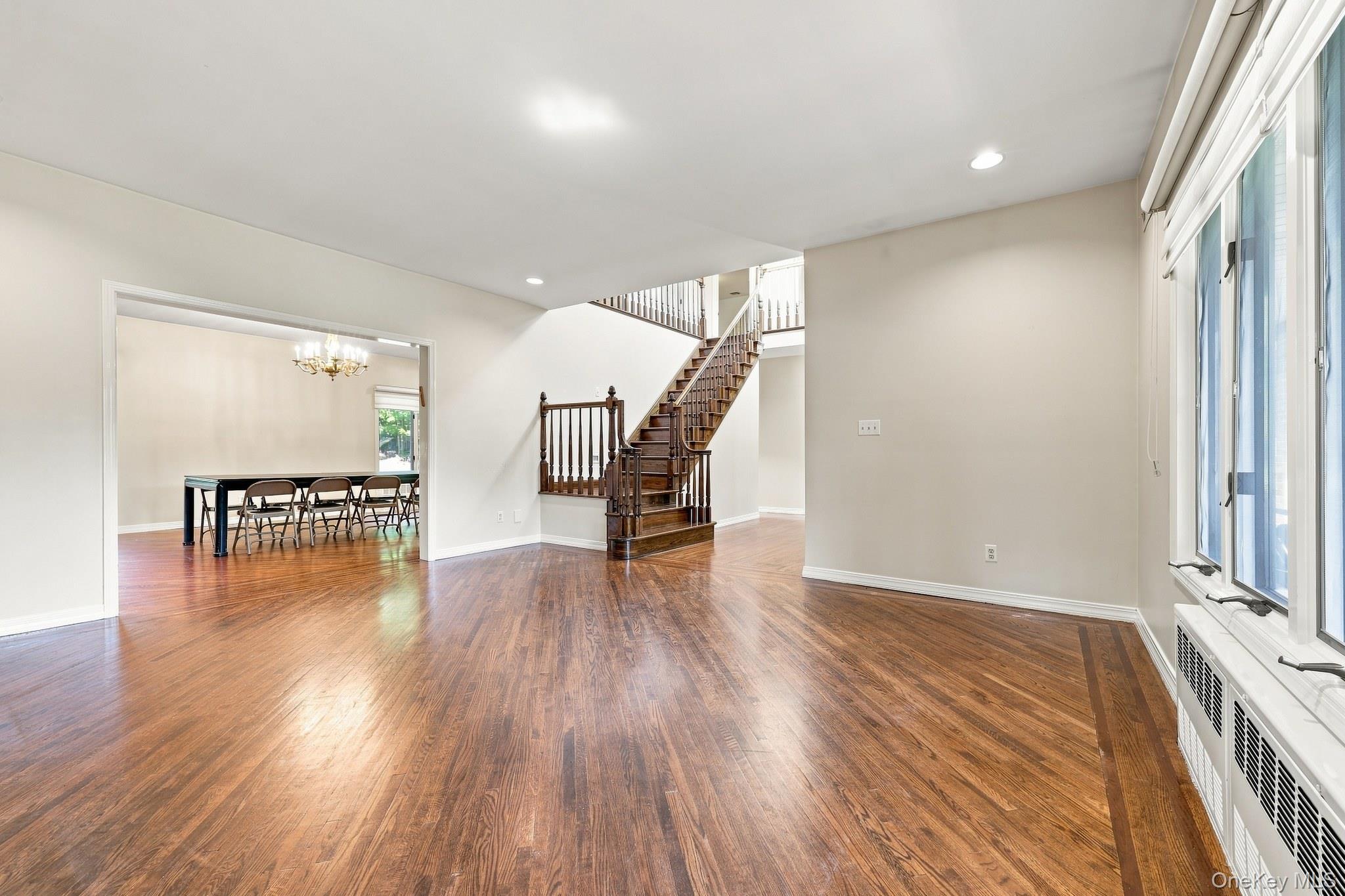 306 S Grandview Avenue Property Photo 4