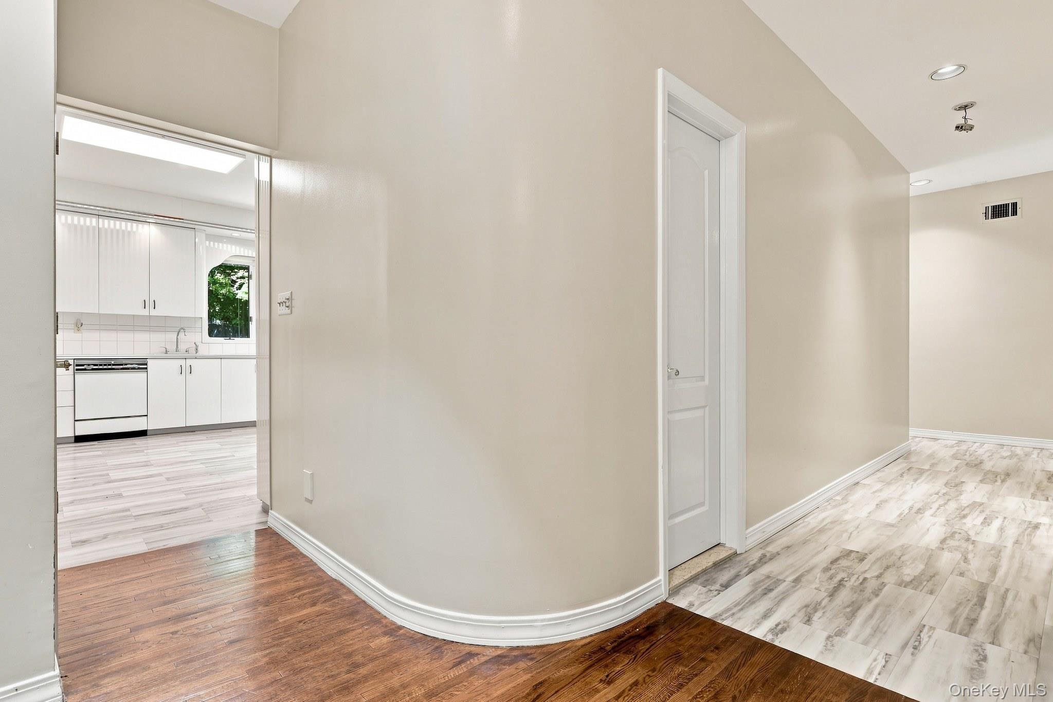 306 S Grandview Avenue Property Photo 23