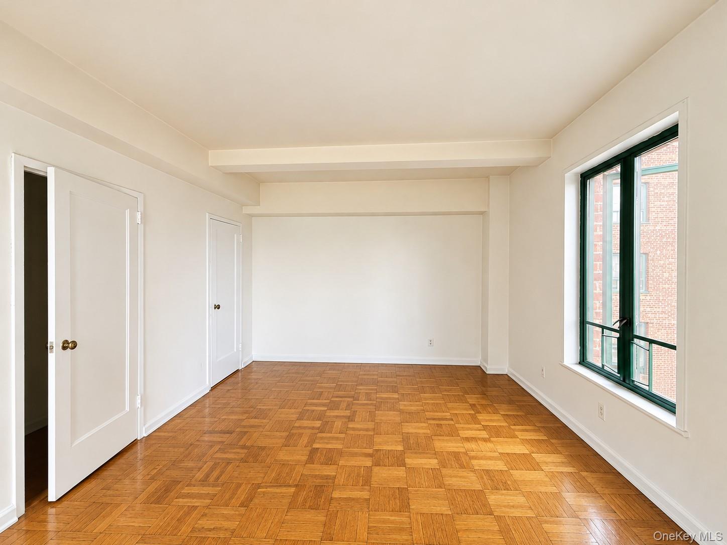 99 Metropolitan Oval 8b Property Photo 11