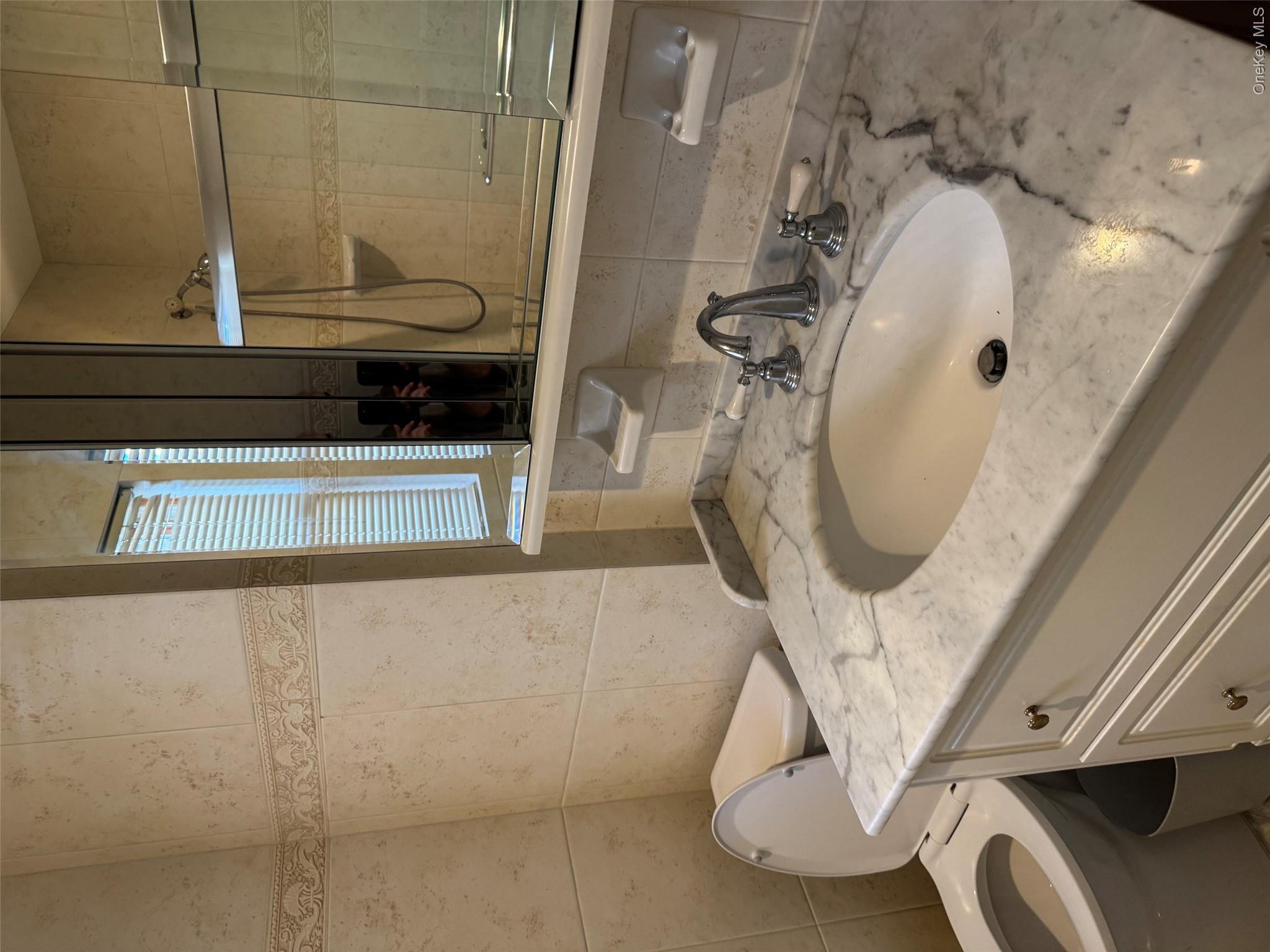 102 Hillside Park Drive Property Photo 15