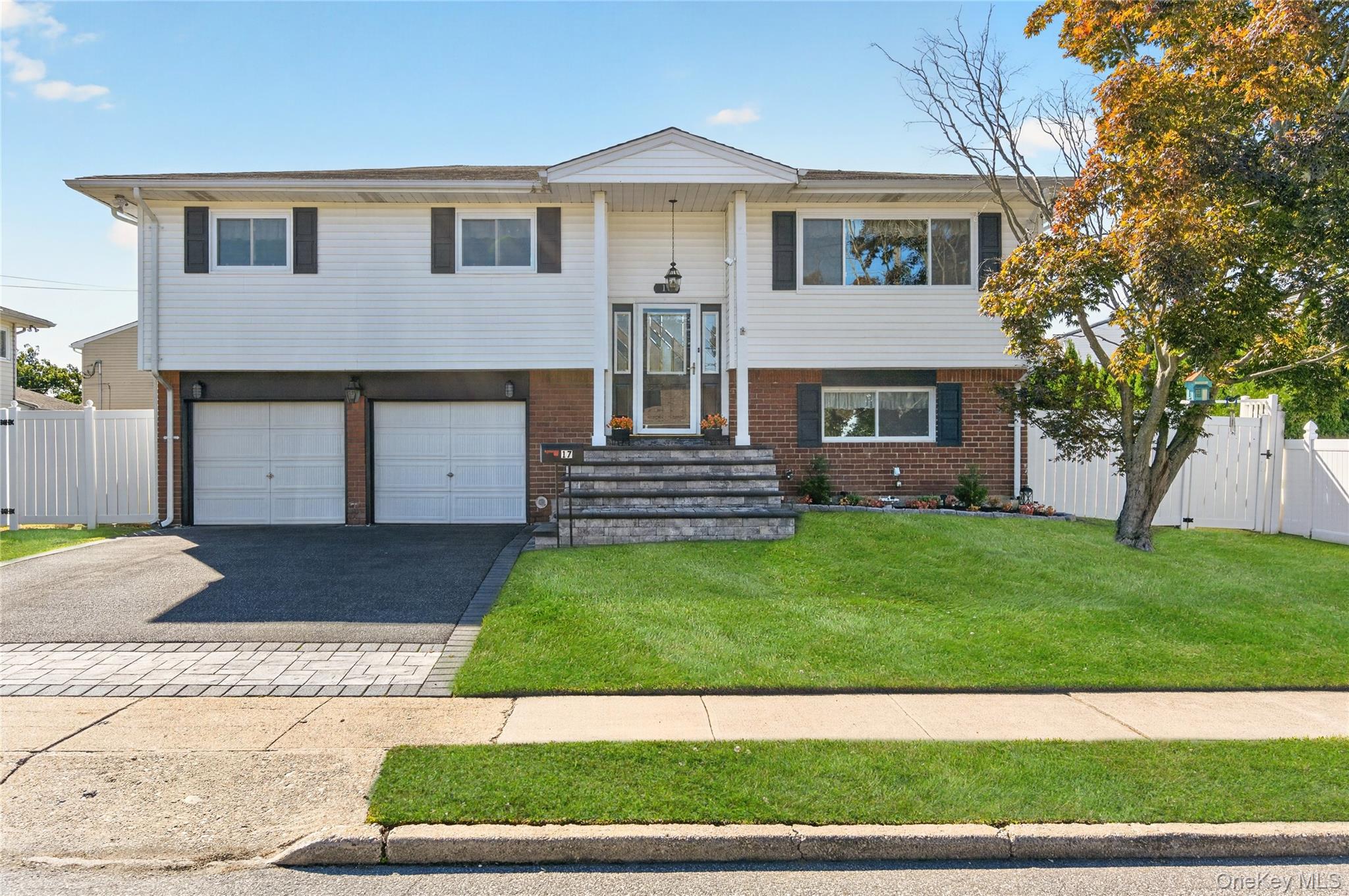 17 Sherwood Drive Property Photo 1