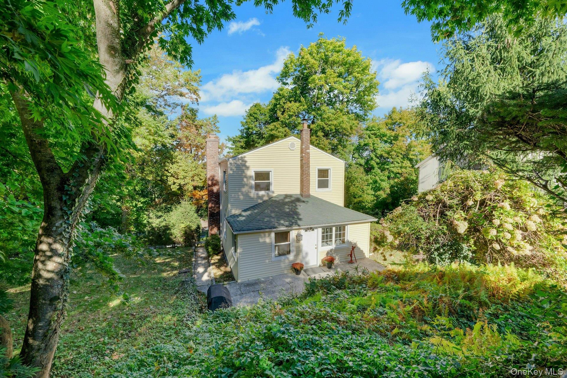 118 Circular Street Property Photo 6