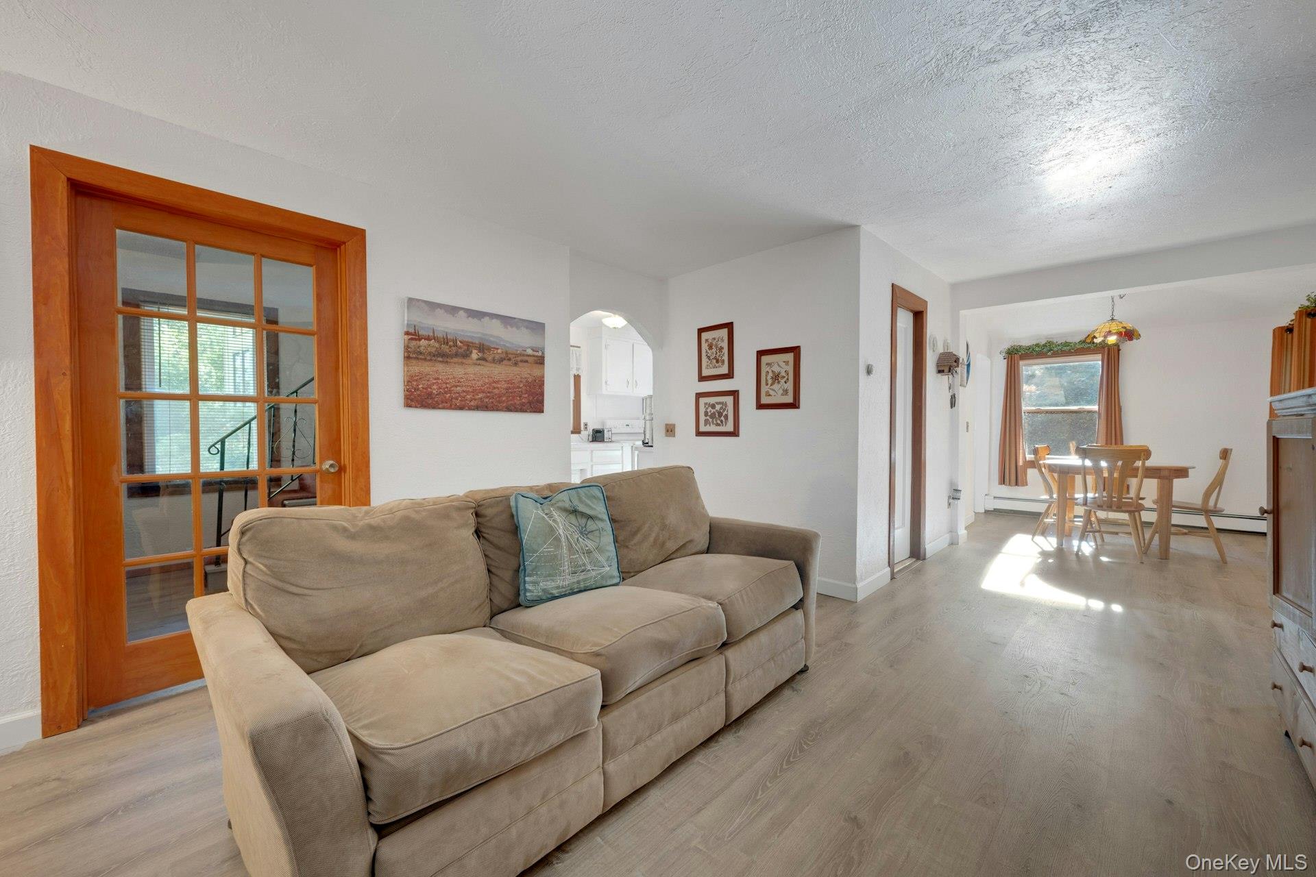 118 Circular Street Property Photo 9